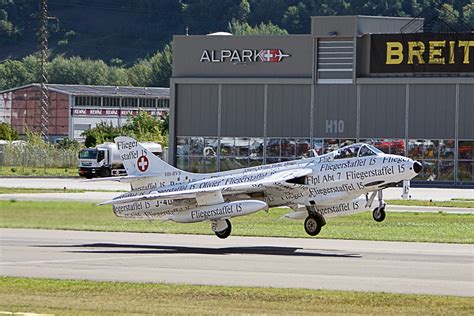 Breitling Sion Air Show – Le plus grand meeting aérien de Suisse .